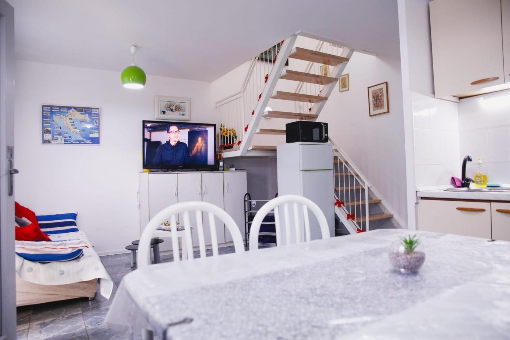 Apartments Dajcic 瓦拉日丁托普利采 外观 照片